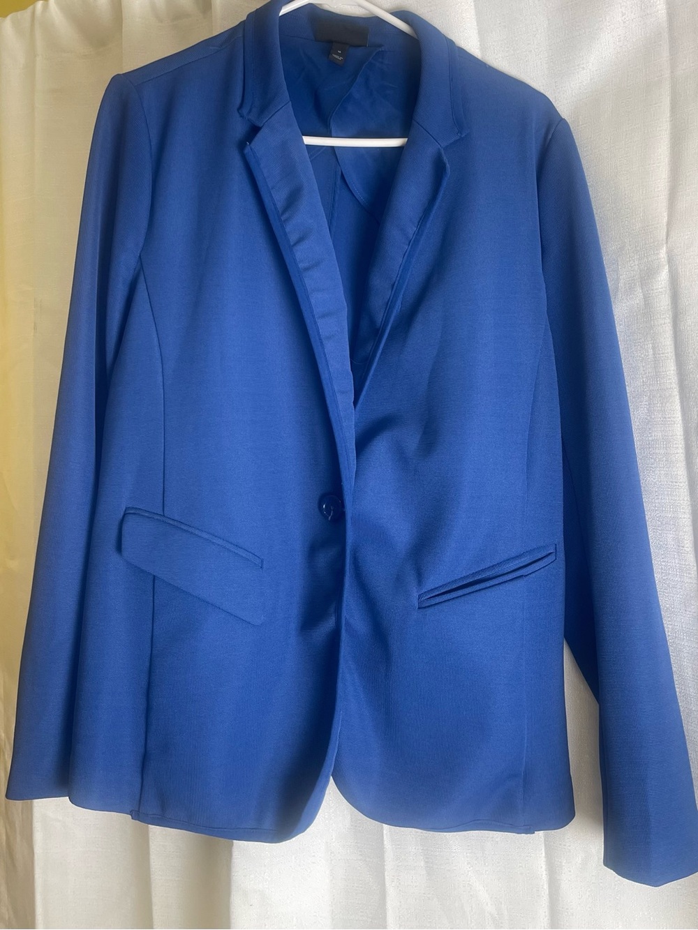 Lane Bryant women’s Bright Blue Single-Button Blazer